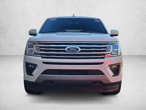 Used 2020 Ford Expedition XLT AWD/4WD image 2