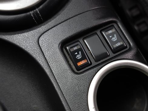 Used 2013 Nissan 370Z Touring w/ Sport Pkg RWD image 40