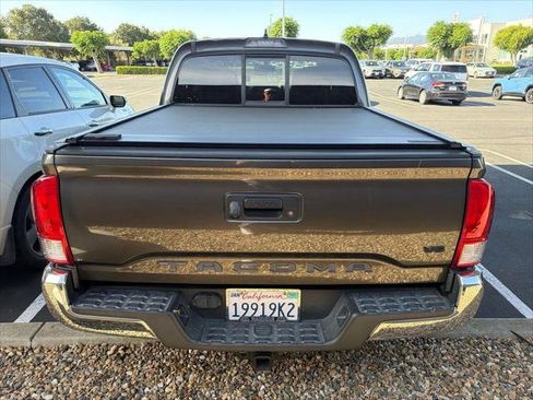 Certified 2017 Toyota Tacoma SR5 w/ Tow Package RWD image 6