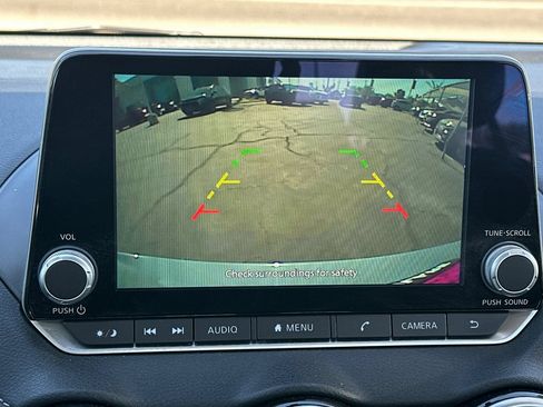 Used 2024 Nissan Sentra SV FWD image 24