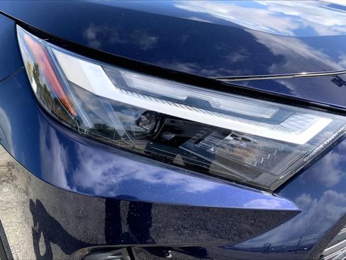 Used 2024 Toyota RAV4 XLE FWD image 27