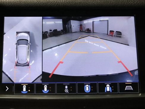 Used 2020 Cadillac XT5 Sportv image 18