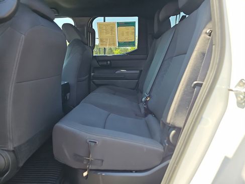 Used 2024 Toyota Tacoma SR AWD/4WD image 15