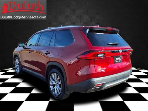 Used 2024 Toyota Grand Highlander Limited image 3