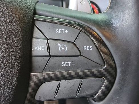 Used 2016 Jeep Grand Cherokee Limited image 23