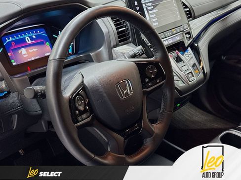Used 2024 Honda Odyssey Elite image 13