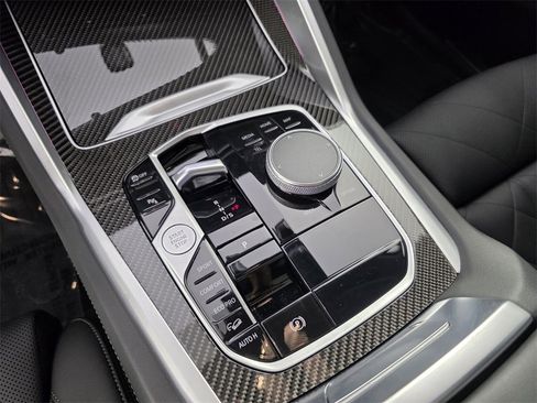 Used 2024 BMW X6 M60i w/ Climate Comfort Package image 24