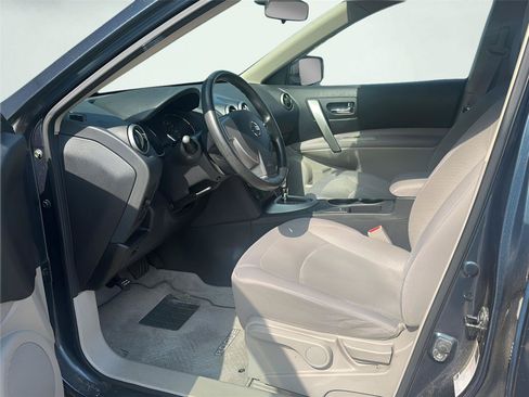 Used 2013 Nissan Rogue S AWD/4WD image 8
