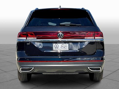 New 2026 Volkswagen Atlas SE image 4