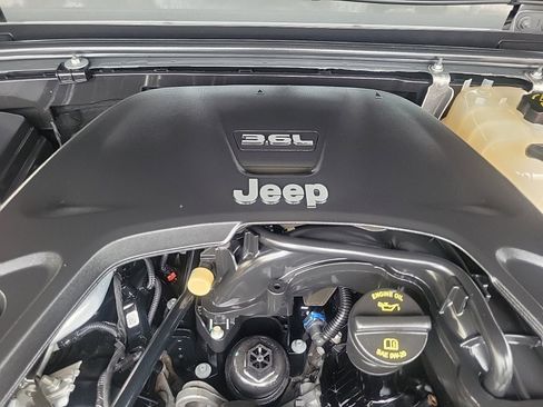 Used 2020 Jeep Wrangler Unlimited Sport S image 12