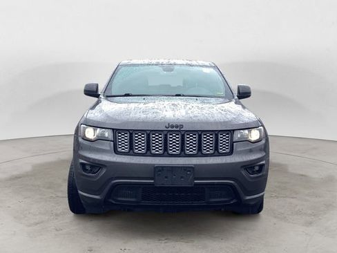 Used 2021 Jeep Grand Cherokee Laredo X image 8