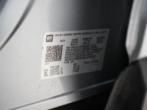 Used 2025 Chevrolet Equinox LT FWD image 35