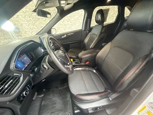 Used 2023 Ford Escape ST-Line Select w/ Tech Pack #1 AWD/4WD image 24