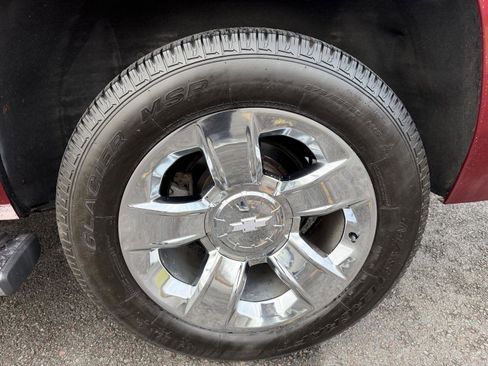 Used 2018 Chevrolet Tahoe LT w/ LT Signature Package image 48