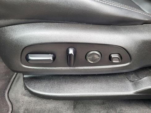 Used 2020 Buick Enclave Avenir w/ Avenir Technology Package AWD/4WD image 11