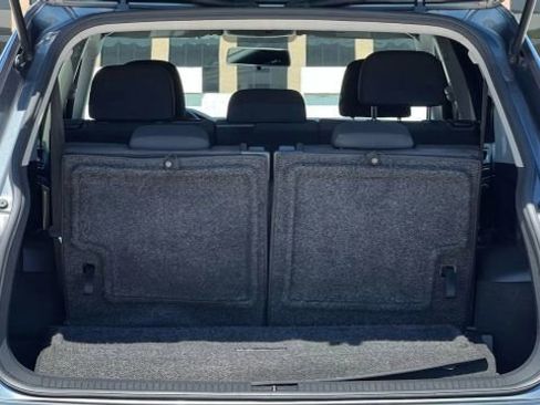 Used 2021 Volkswagen Tiguan S image 74