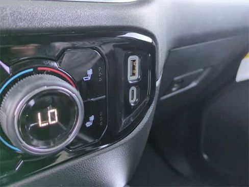 Used 2023 Chevrolet Silverado 1500 RST image 30