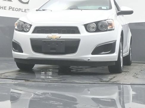 Used 2014 Chevrolet Sonic LT FWD image 51