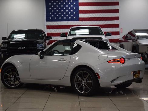 Used 2018 MAZDA MX-5 Miata RF Grand Touring image 12