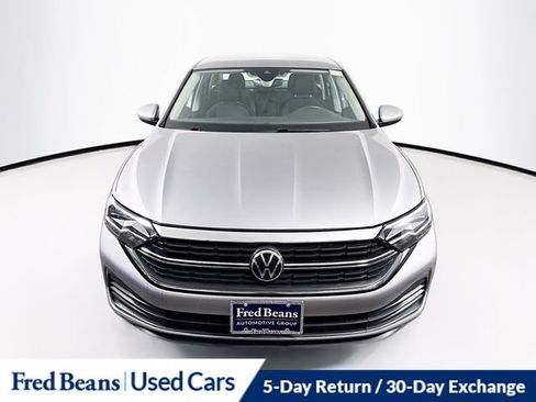 Used 2024 Volkswagen Jetta S FWD image 2