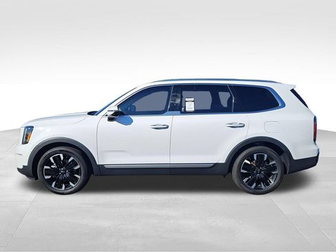 Used 2024 Kia Telluride SX Prestige w/ Towing Package AWD/4WD image 3