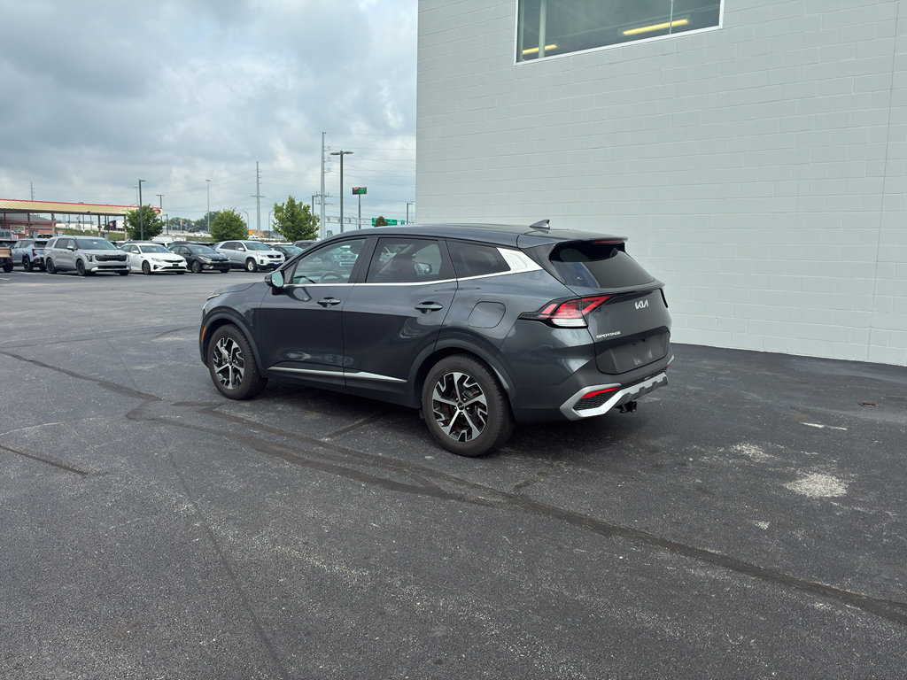 Used 2023 Kia Sportage EX FWD image 5