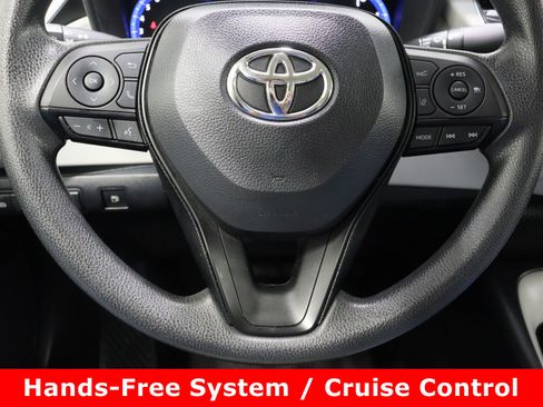 Used 2022 Toyota Corolla LE image 22