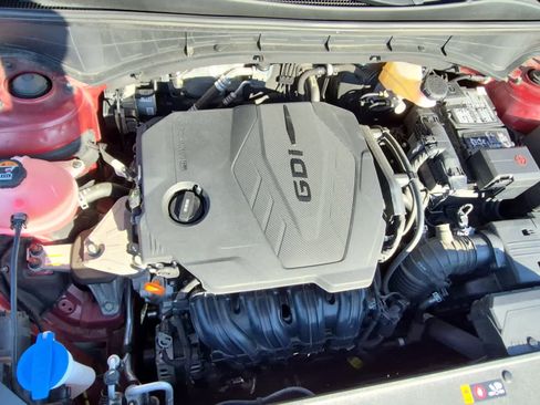 Used 2022 Kia Sorento LX image 19