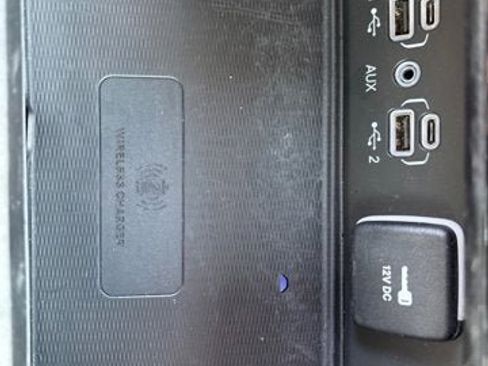 Used 2024 Jeep Grand Cherokee Laredo X w/ Luxury Tech Group I image 13