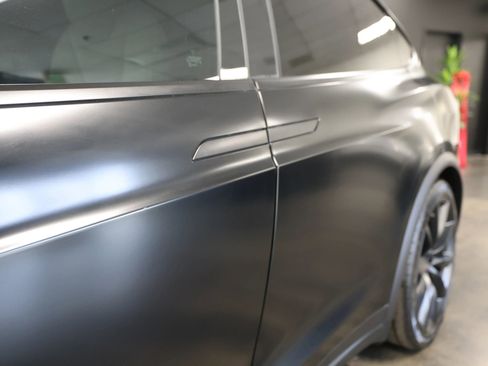 Used 2020 Tesla Model X Long Range image 13