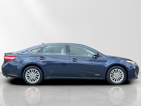 Used 2014 Toyota Avalon Limited FWD image 2