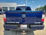 Used 2019 Nissan Titan PRO-4X w/ Pro-4x Convenience Package image 4