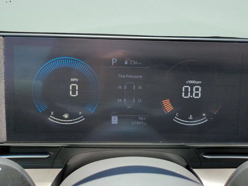 Used 2024 Hyundai Kona SEL FWD image 21