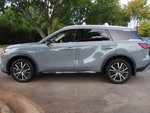 Used 2025 INFINITI QX60 Sensory w/ Vision Package AWD/4WD image 4