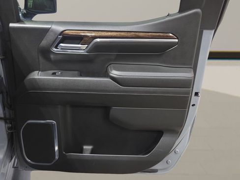 Used 2024 GMC Sierra 1500 Elevation w/ X31 Off-Road Package AWD/4WD image 23