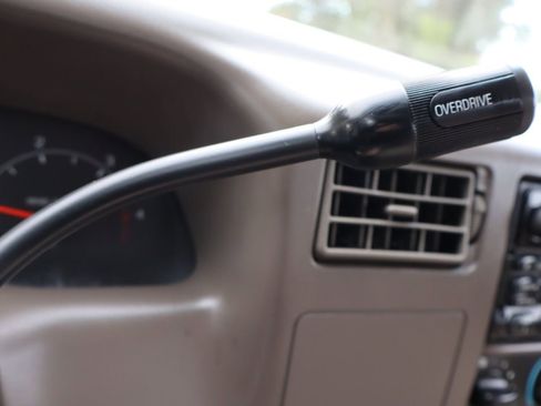 Used 2001 Ford F450 image 33