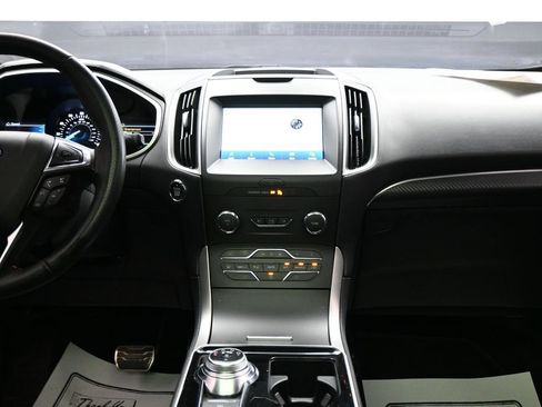Used 2020 Ford Edge ST-Line FWD image 20