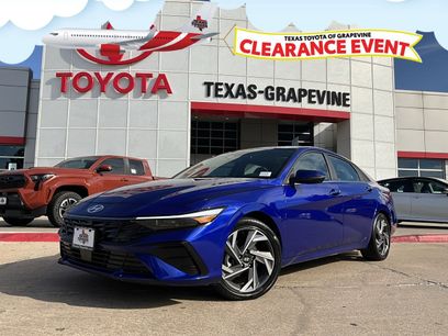 Used 2025 Hyundai Elantra Limited