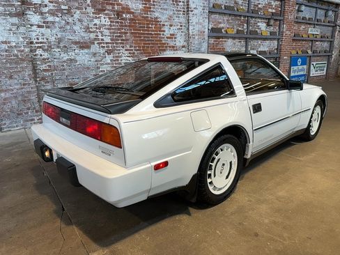 Used 1987 Nissan 300ZX Turbo Hatchback RWD image 4