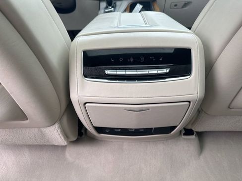 Used 2021 Cadillac Escalade ESV Premium Luxury Platinum w/ Heavy-Duty Trailer Package AWD/4WD image 15