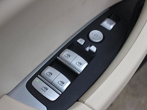 Used 2020 BMW X3 xDrive30i w/ Convenience Package AWD/4WD image 12