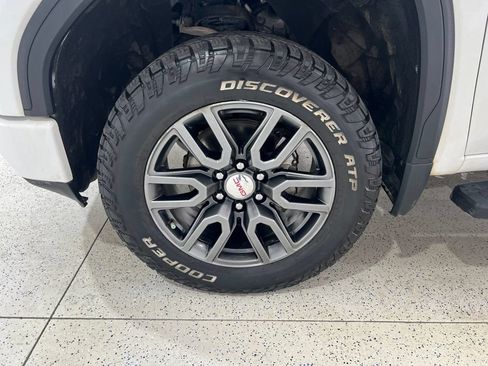 Used 2020 GMC Sierra 1500 AT4 w/ AT4 Premium Package AWD/4WD image 30