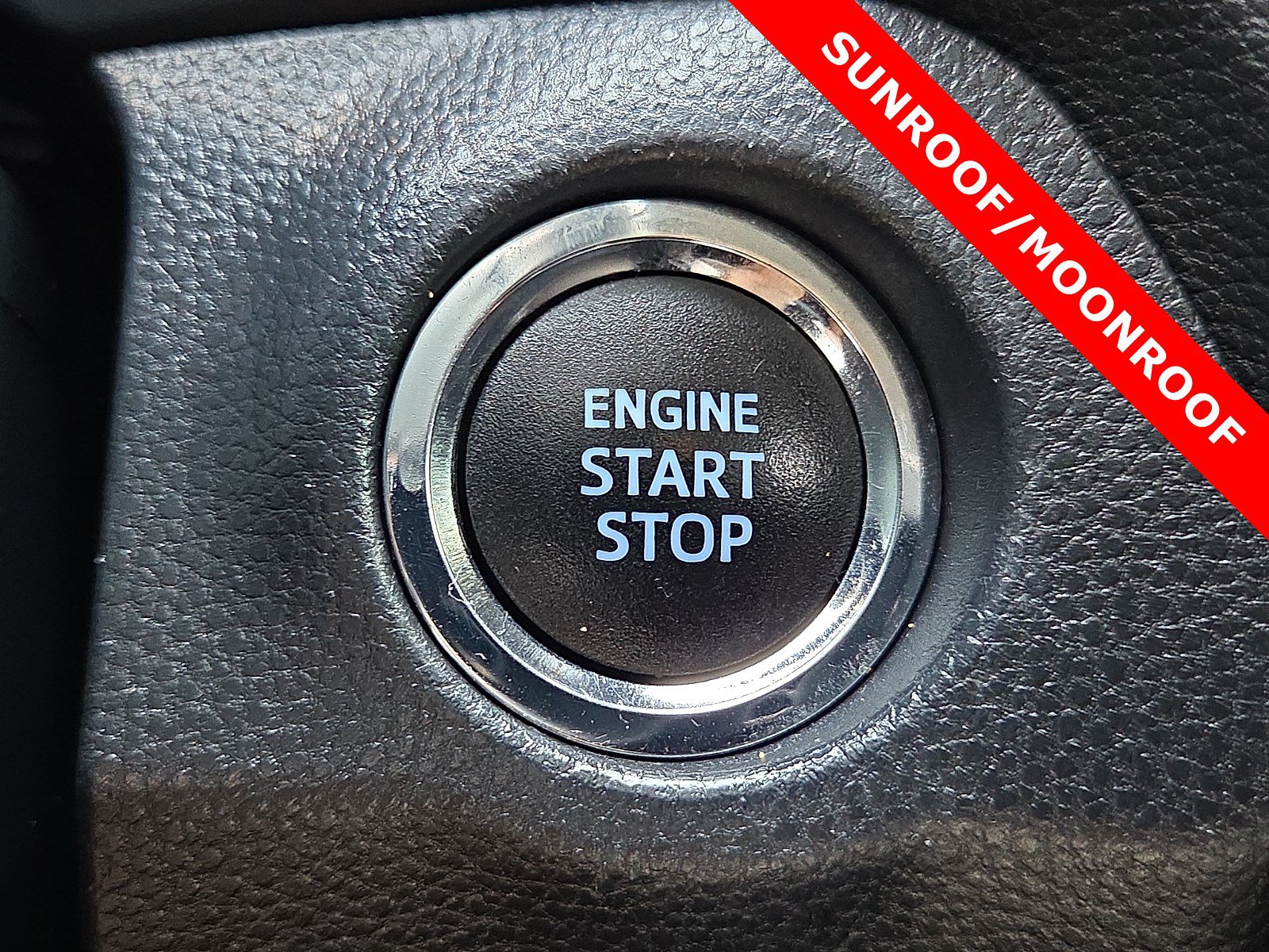 Used 2022 Toyota RAV4 XLE Premium FWD image 20