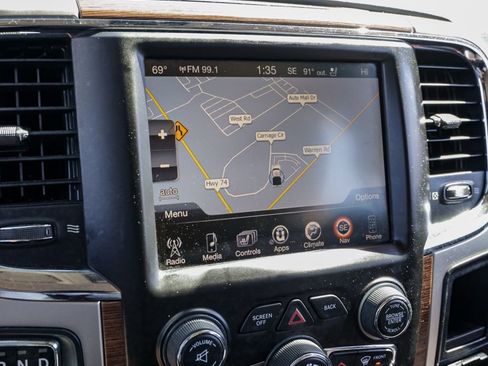 Used 2015 RAM 1500 Laramie w/ Convenience Group image 27