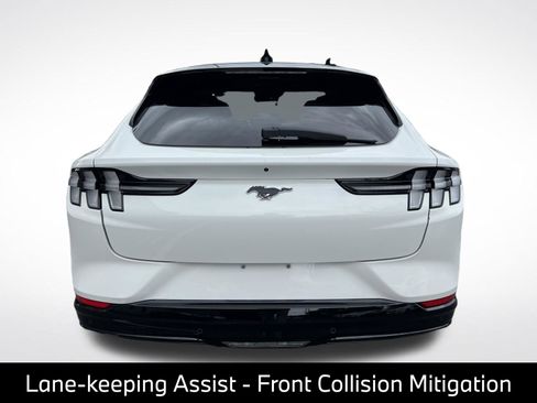 Used 2022 Ford Mustang Mach-E Premium RWD image 9