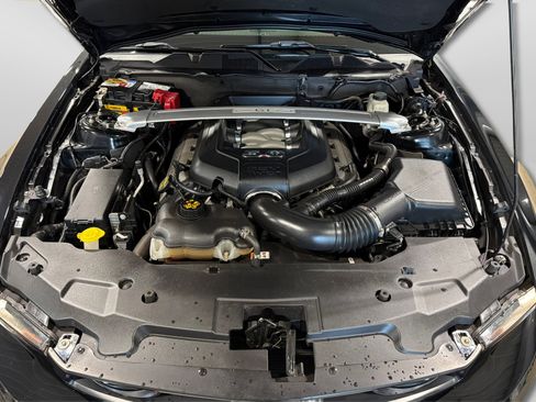 Used 2012 Ford Mustang GT Premium w/ Security Pkg RWD image 11