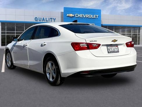Certified 2022 Chevrolet Malibu LS FWD image 5