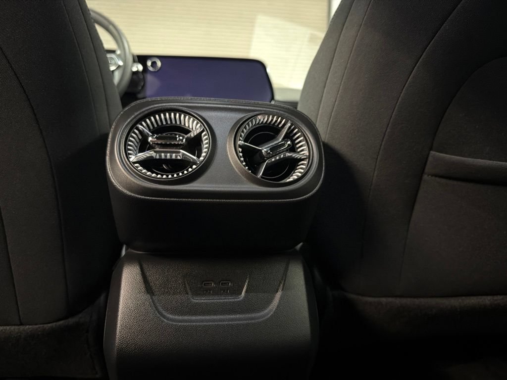 Used 2025 Chevrolet Blazer EV LT FWD image 18