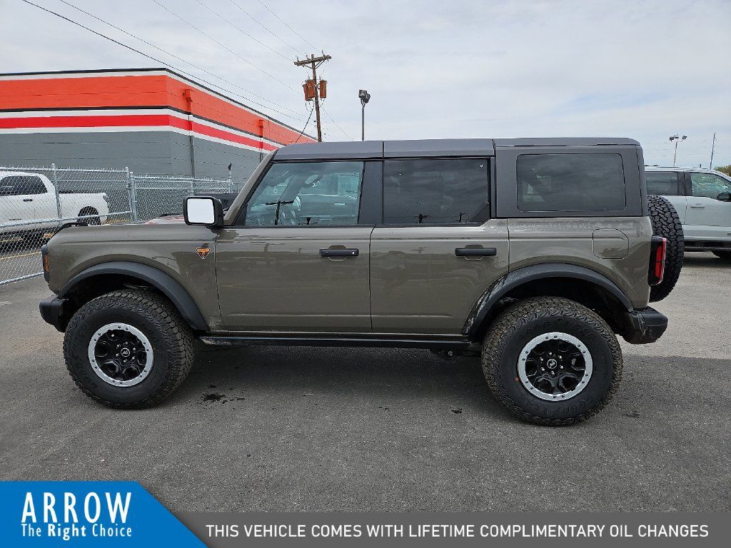 New 2026 Ford Bronco Badlands w/ Sasquatch Package AWD/4WD image 7