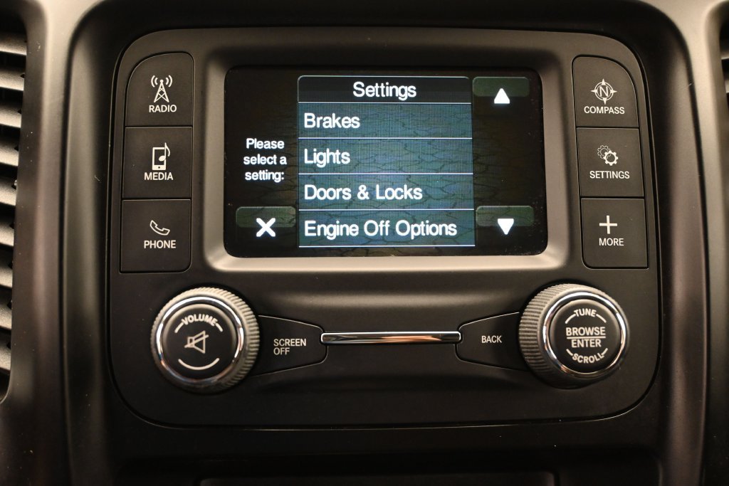 Used 2016 Jeep Cherokee Sport AWD/4WD image 16